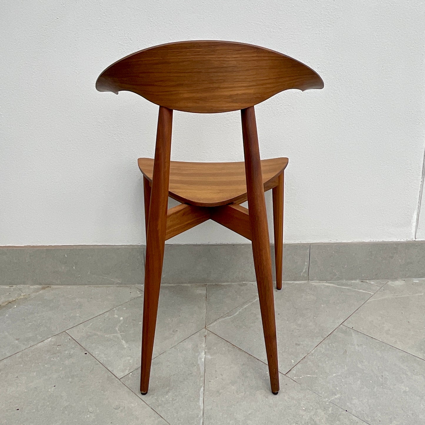 Manta Dining Chair by Matthew Hilton for De La Espada (2 available)