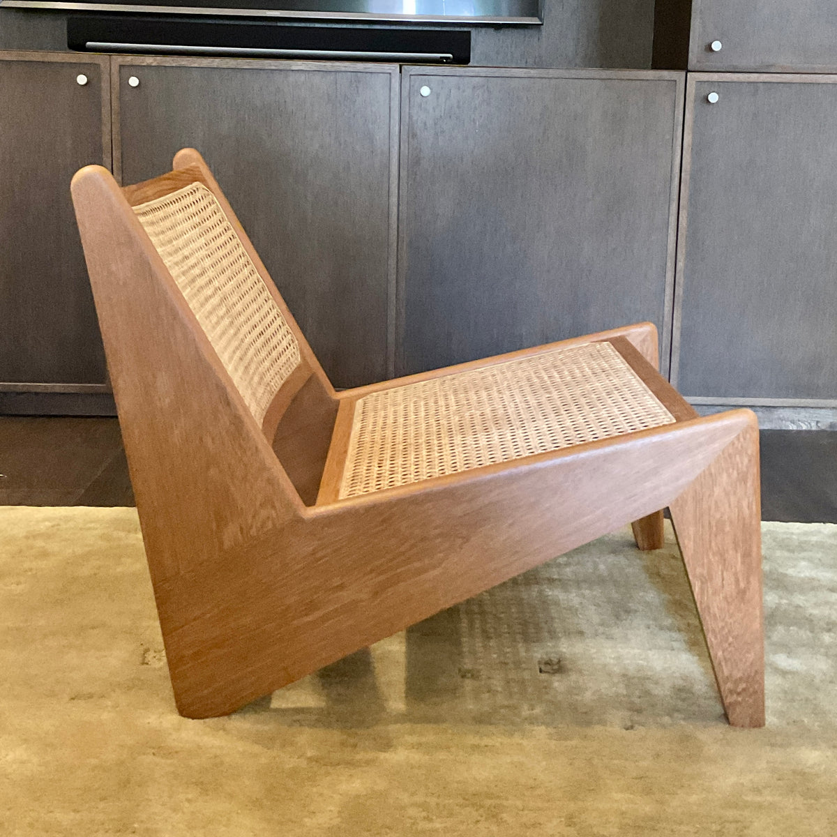 Mid Century Phantom Hands Jeanneret Pierre Jeanneret PH321 Phantom