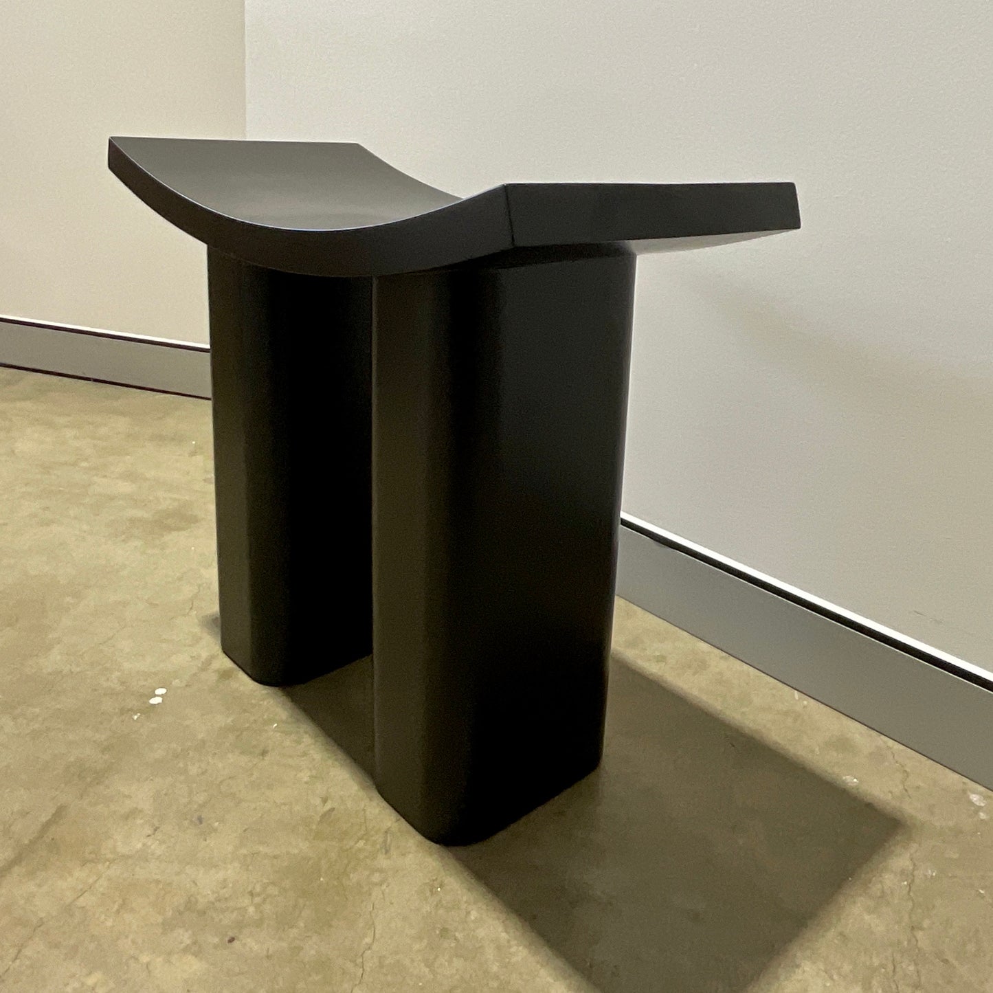 Load image into Gallery viewer, Dumbo Stool by Cozoni
