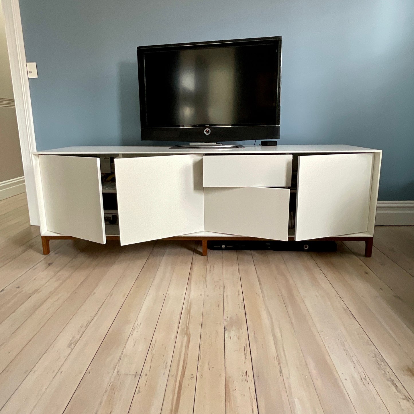 Oscar Sideboard by Altone through Fanuli