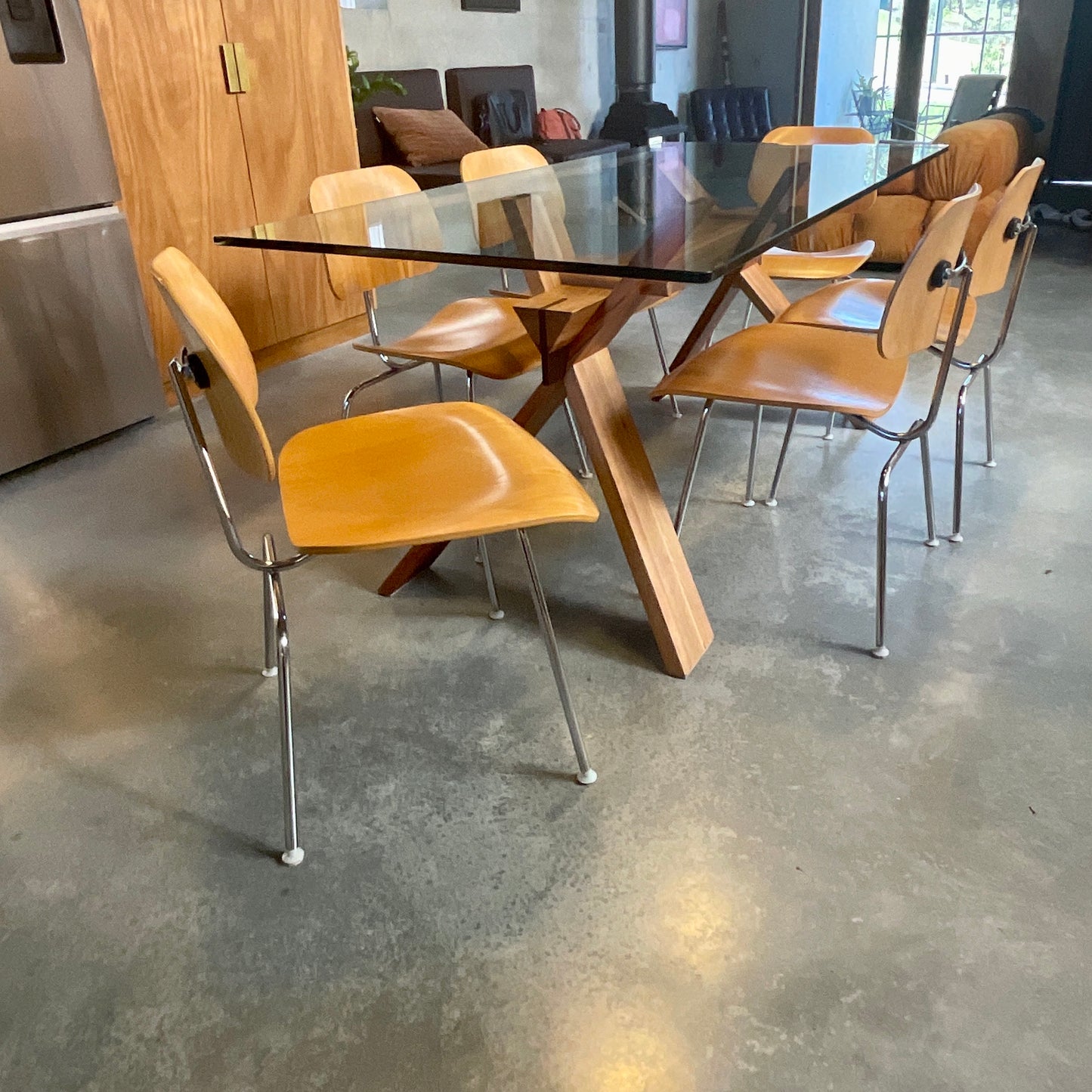 Set of SIX DCM Chairs by Ray & Charles Eames for Herman Miller