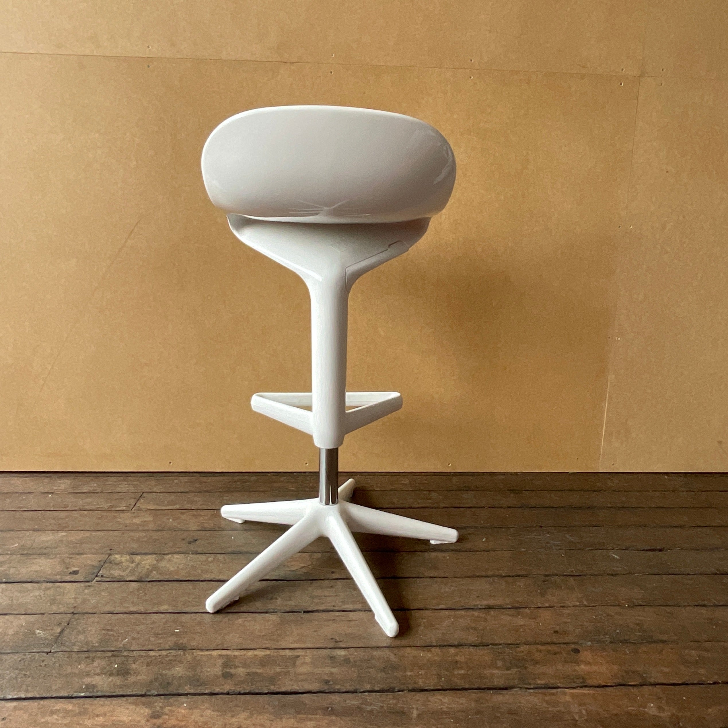 Kartell Spoon Barstool by Antonio Citterio | HFOC – Home Furniture