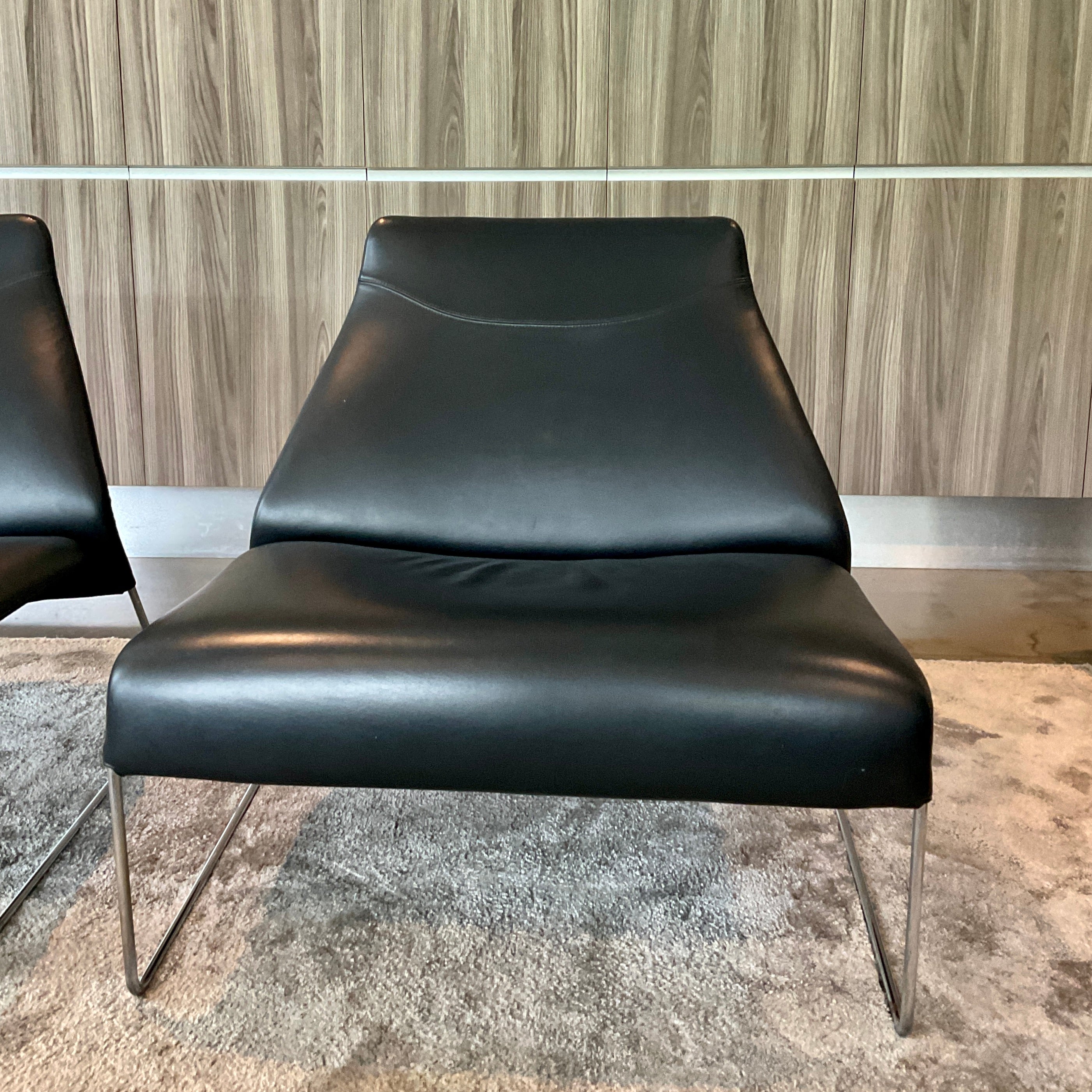 B&B Italia Lazy'05 Black Leather Armchairs by Urquiola | HFOC