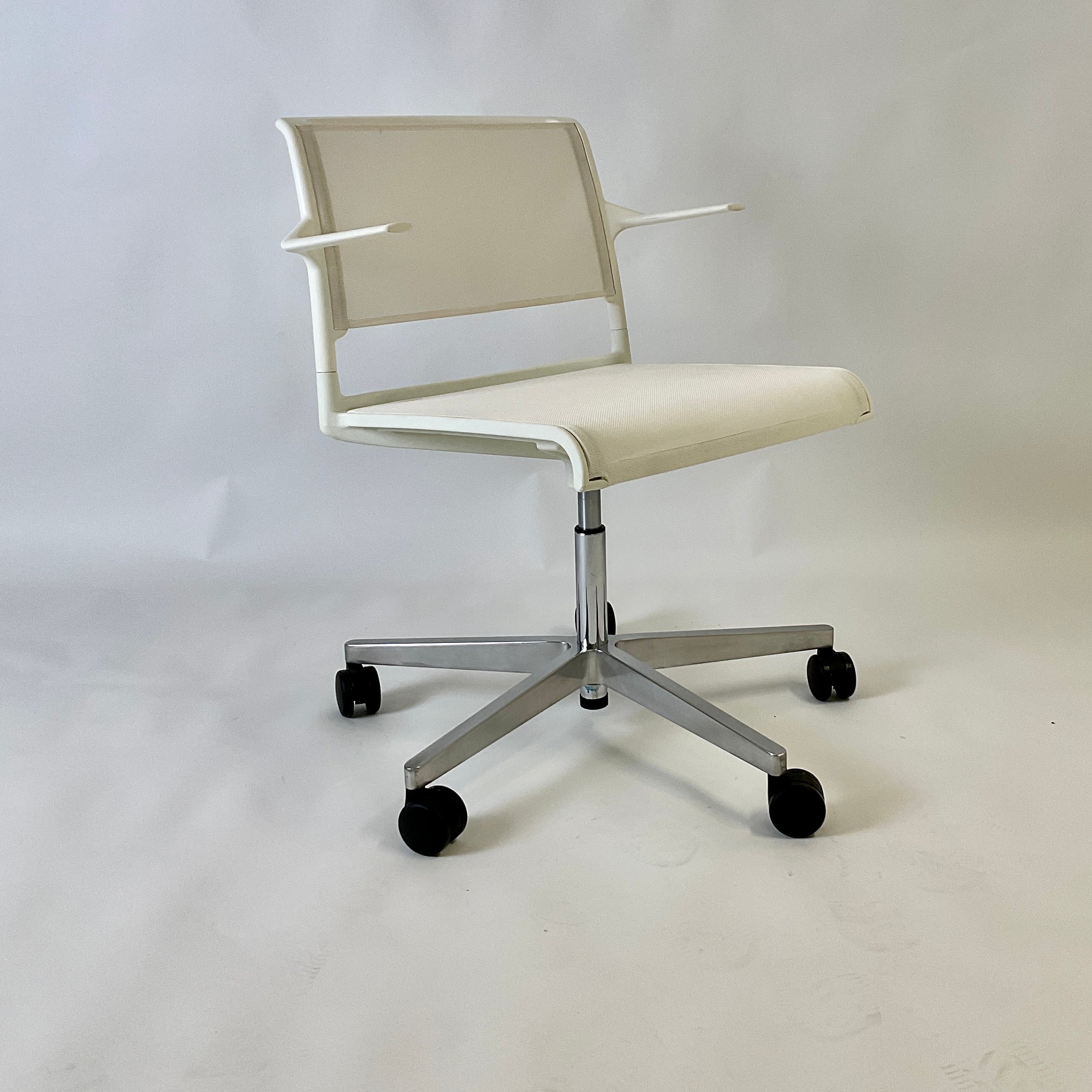 Wilkhahn Aline Desk Chair White Mesh Chrome Base | HFOC – Home
