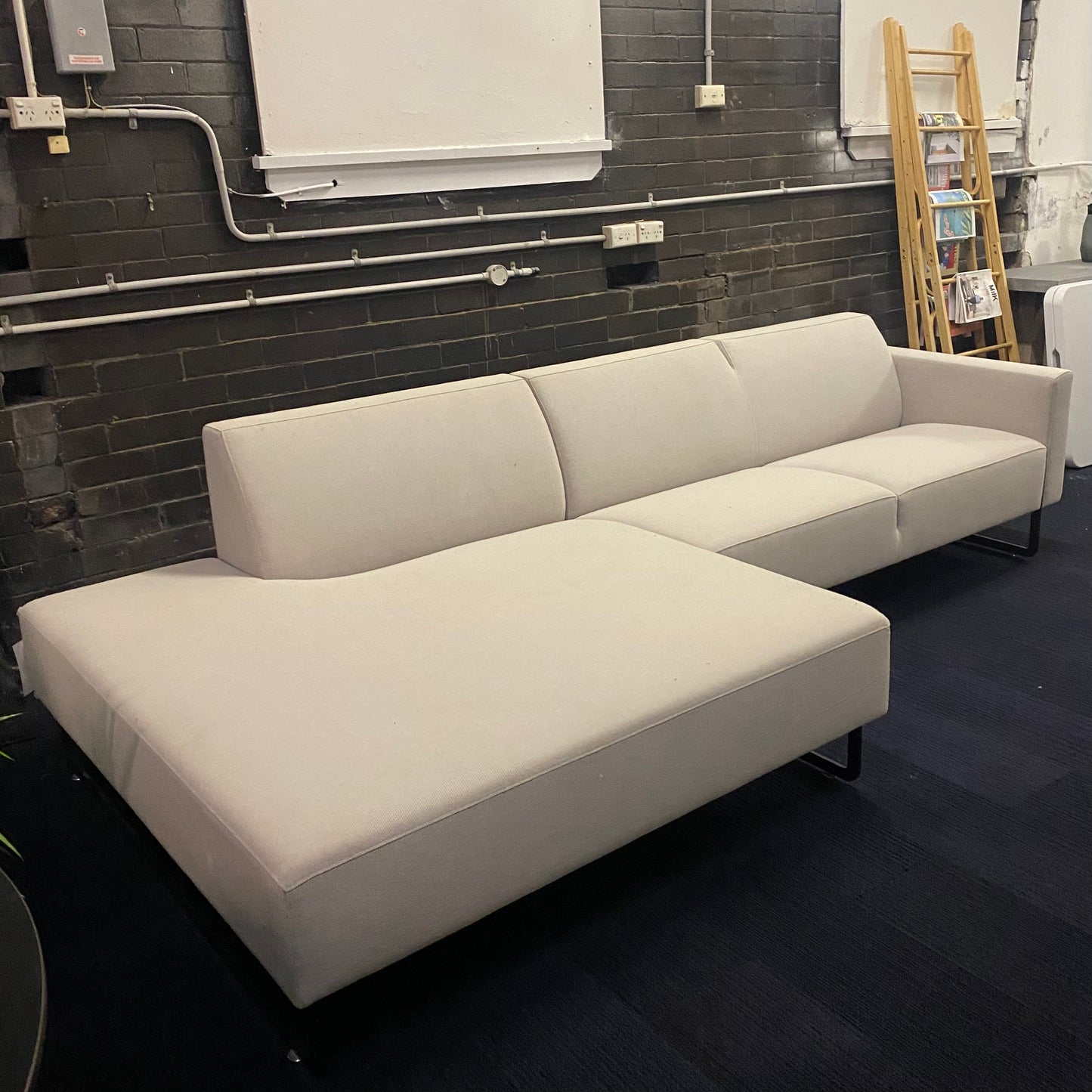 Artifort Mare Sofa by René Holten with clean lines and slender base, pre-owned designer furniture