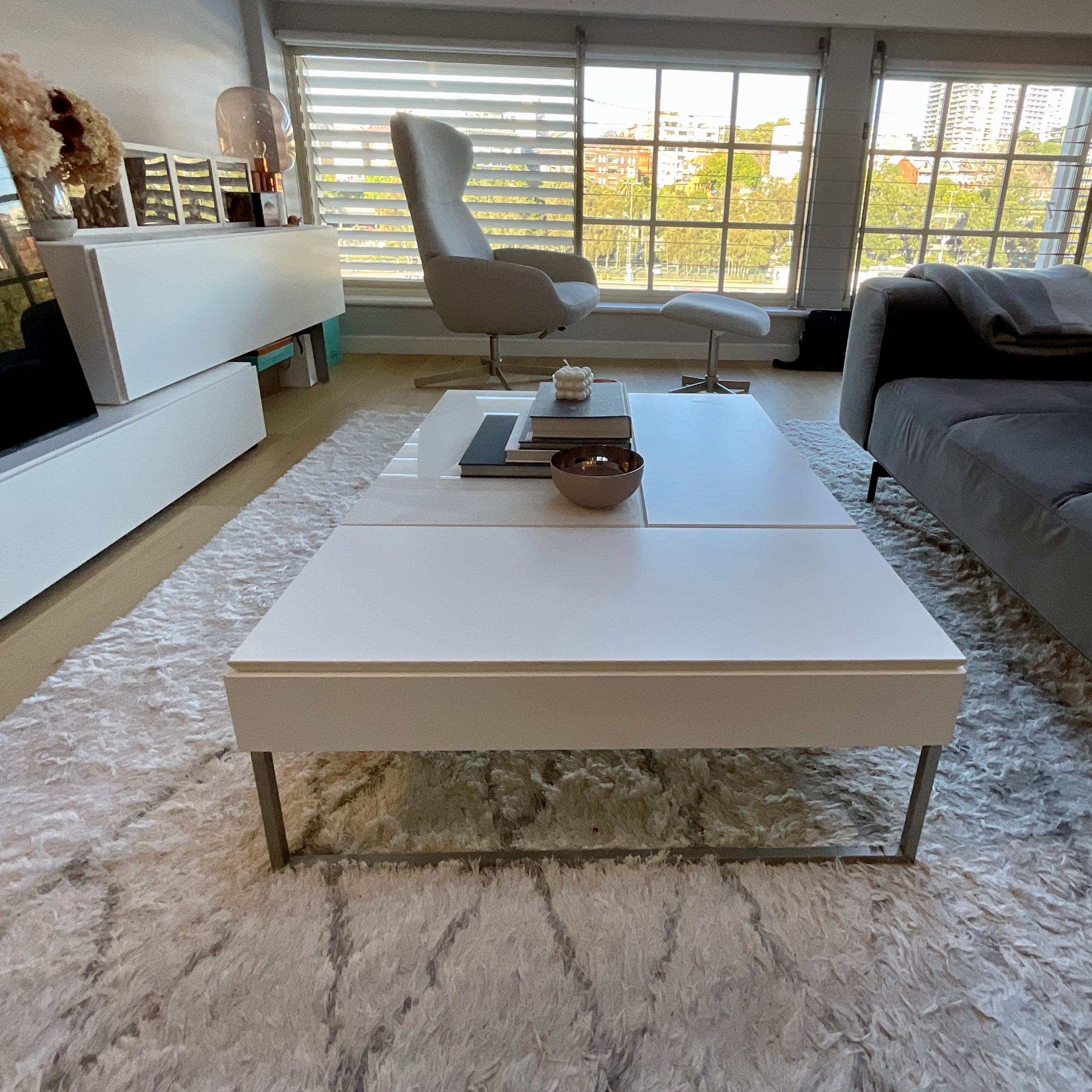 Chiva Coffee Table by BoConcept – Home Furniture on Consignment