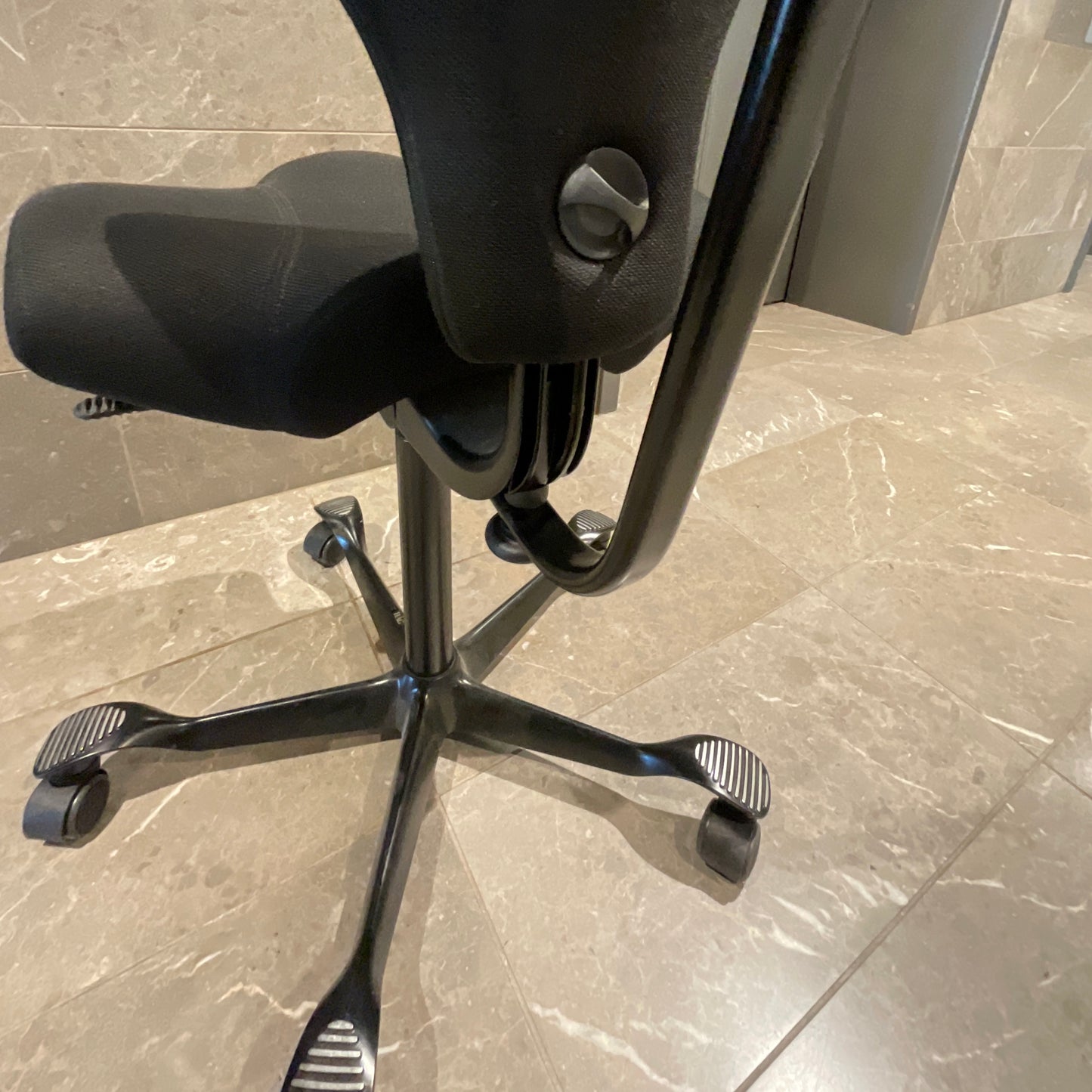 Capisco Ergonomic Chair by HÅG