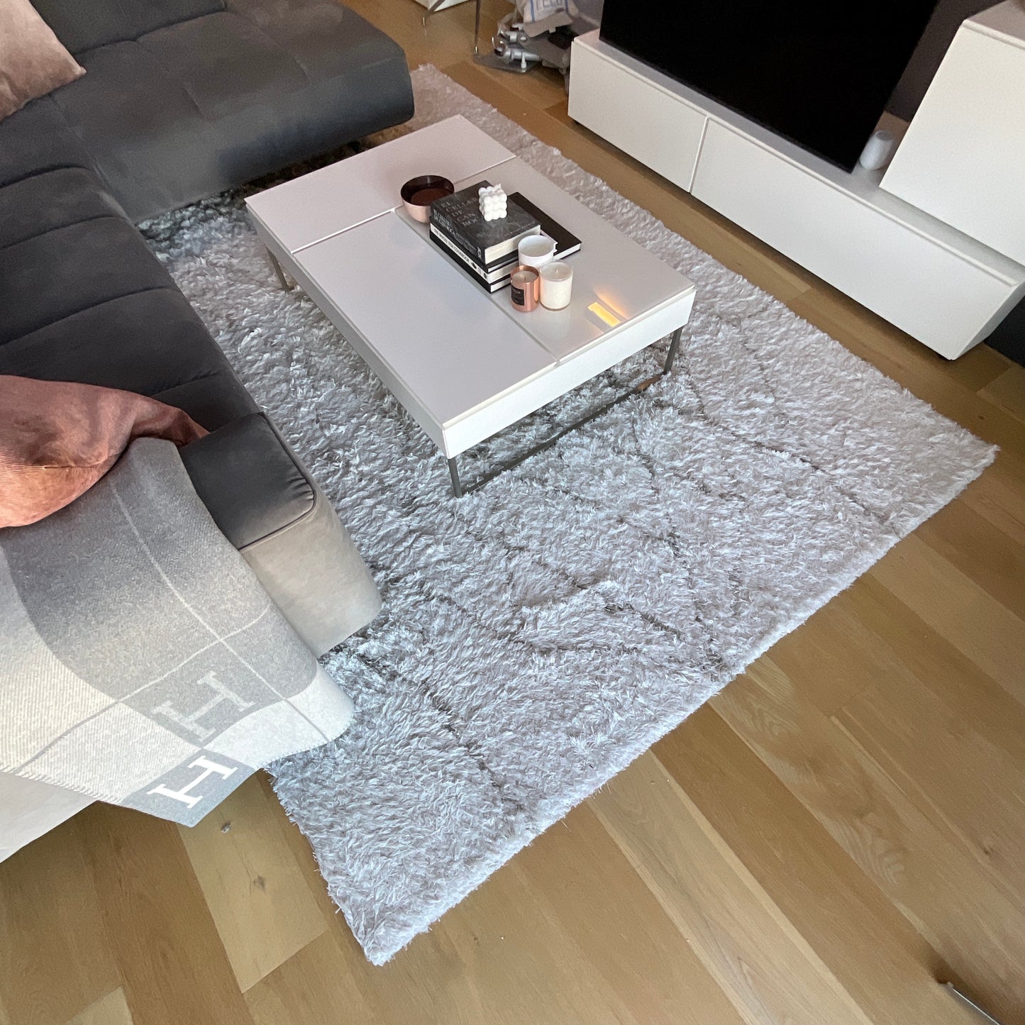 Load image into Gallery viewer, Safi Area Rug by BoConcept - 3000 x 2000
