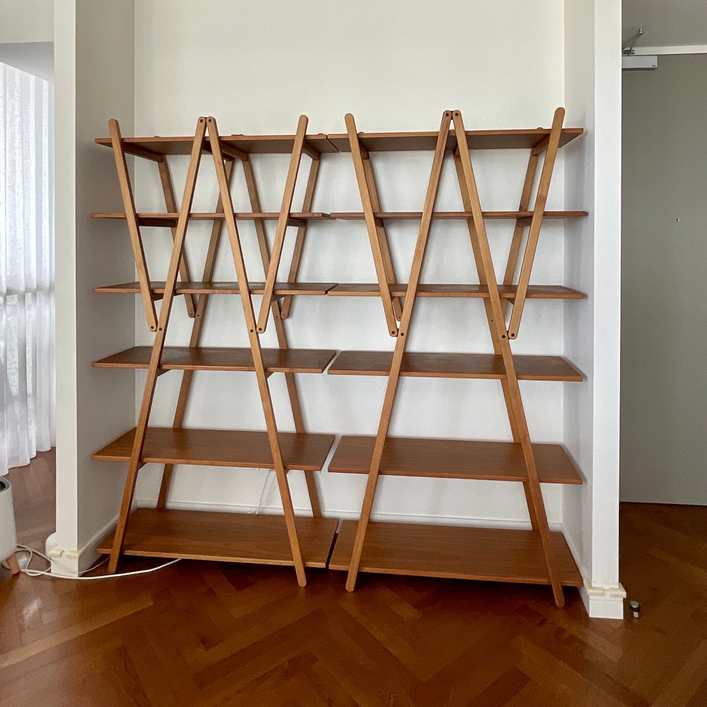 114 Nuvola Rossa Bookcase by Vico Magistretti for Cassina (2 available)