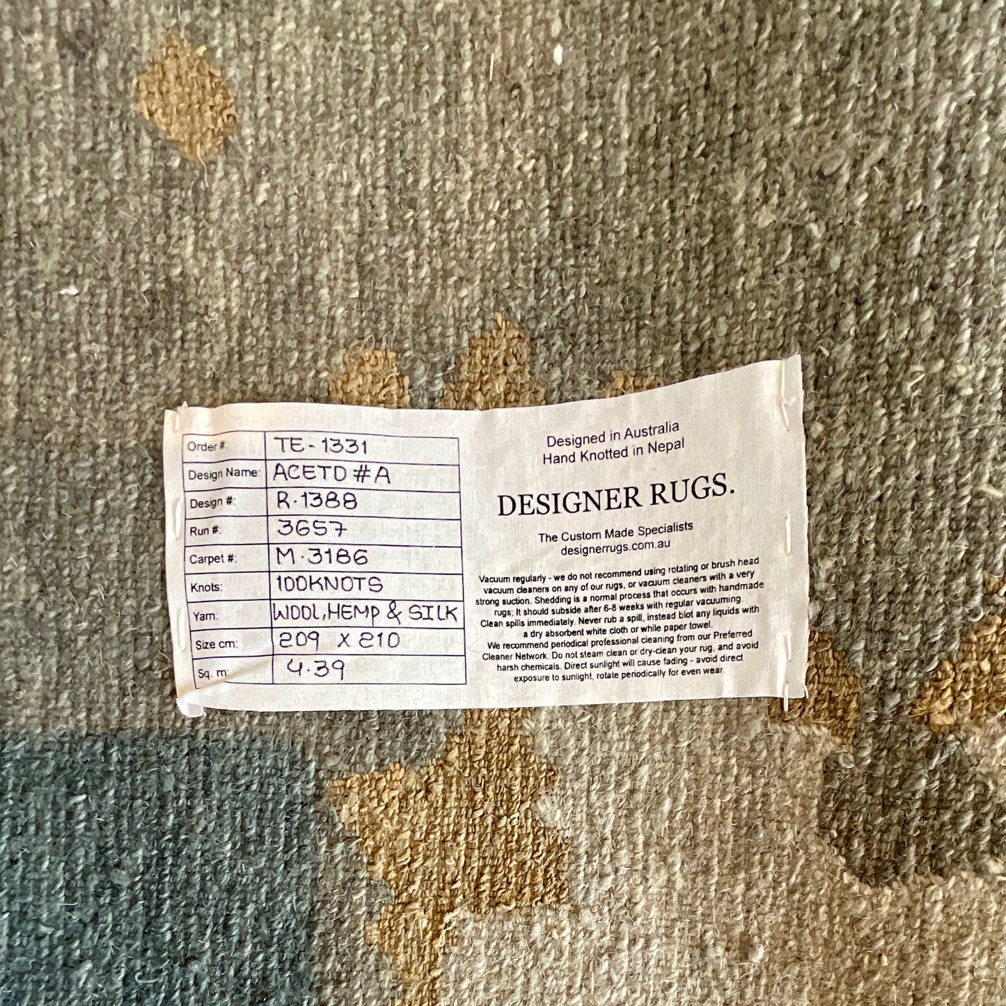 Aceto Area Rug by Hare + Klein for Designer Rugs - 2100 Dia