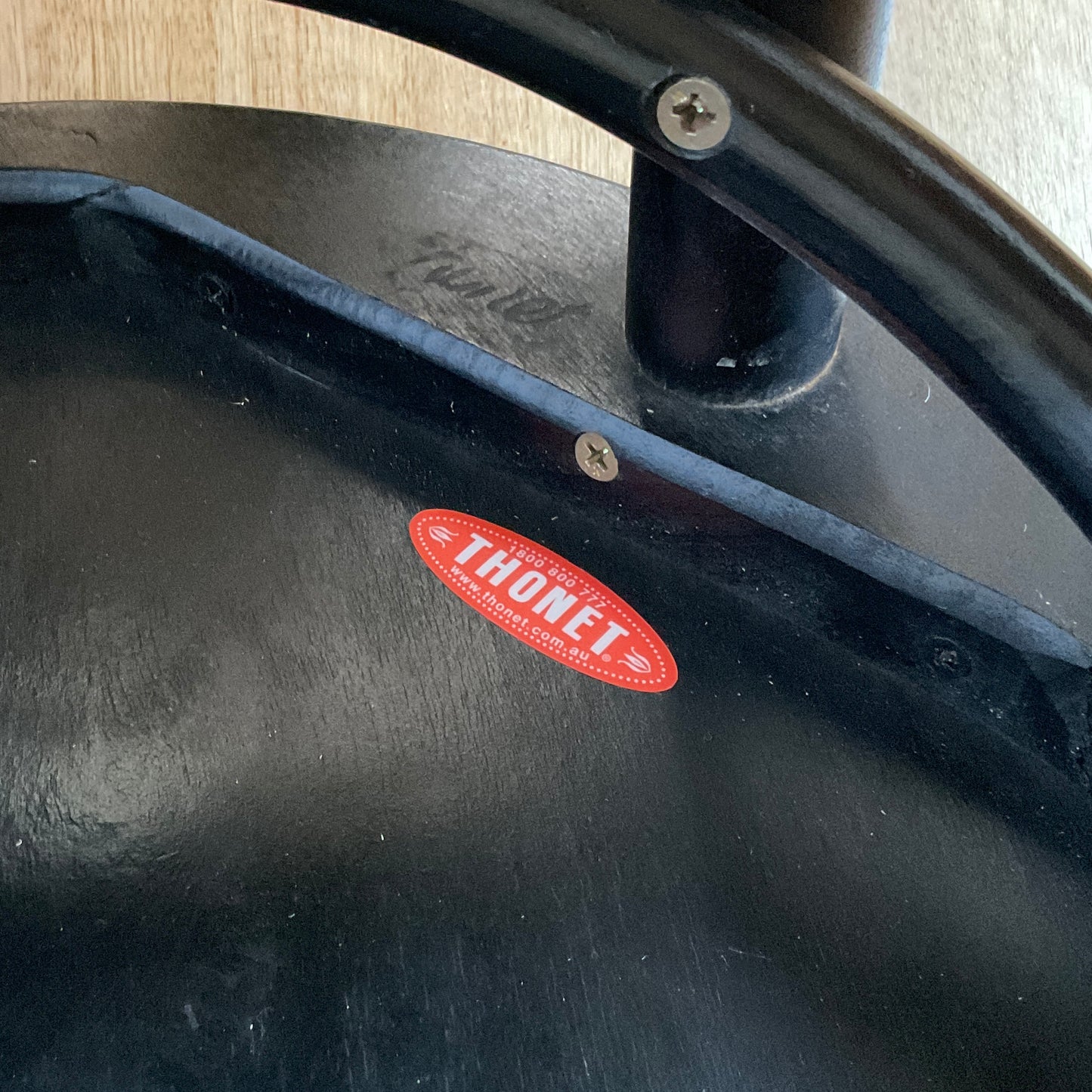 Set of SIX No. 18 Classic Embossed Chairs by Thonet