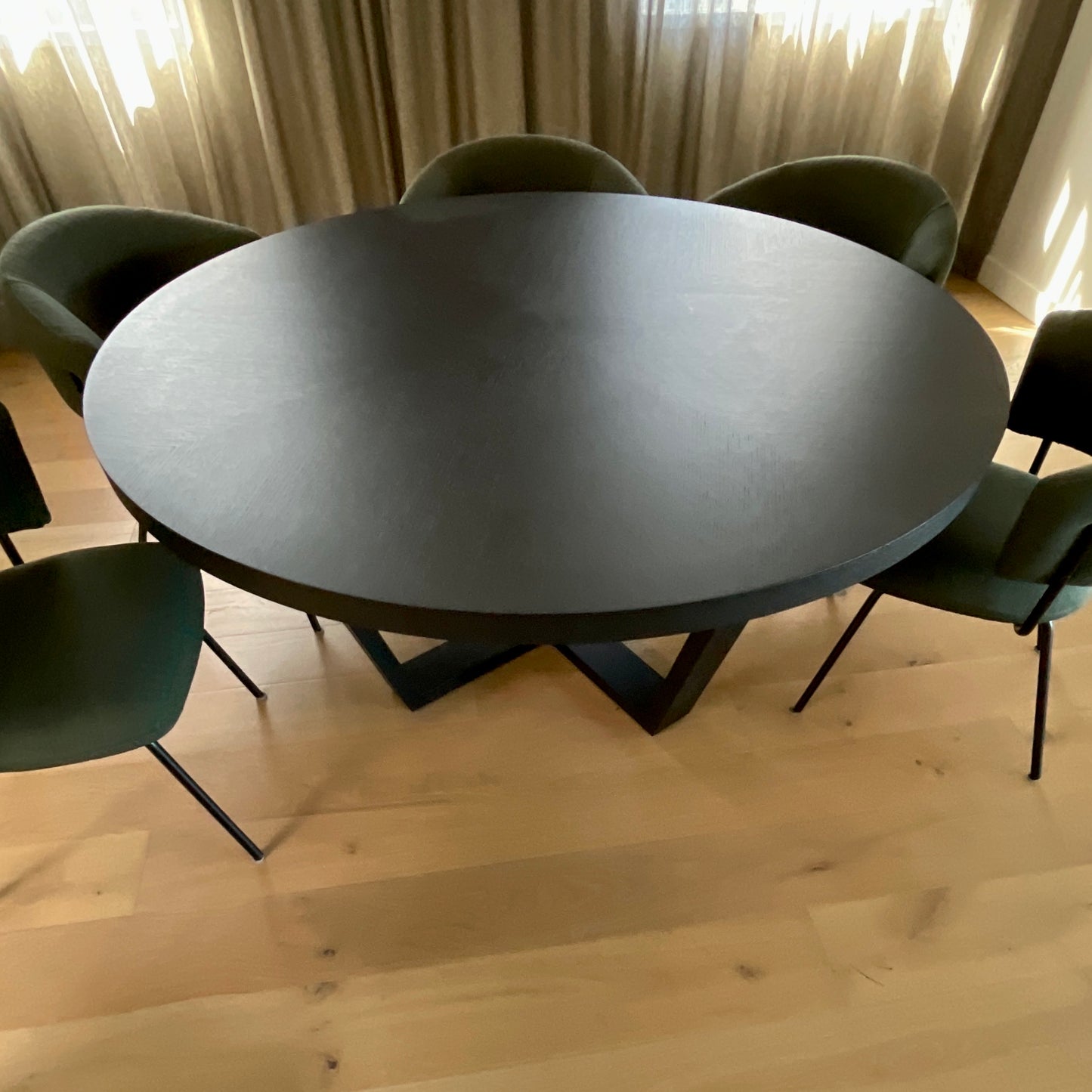 Domo Dining Table by Camerich
