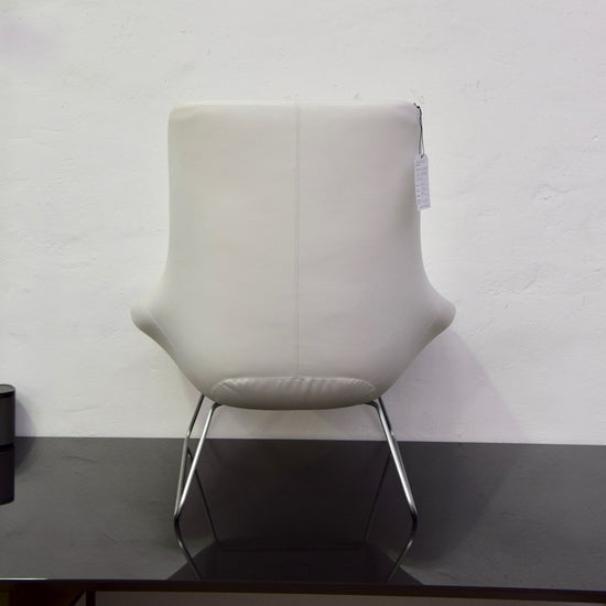 Load image into Gallery viewer, Flow Chair by Walter Knoll in White Leather
