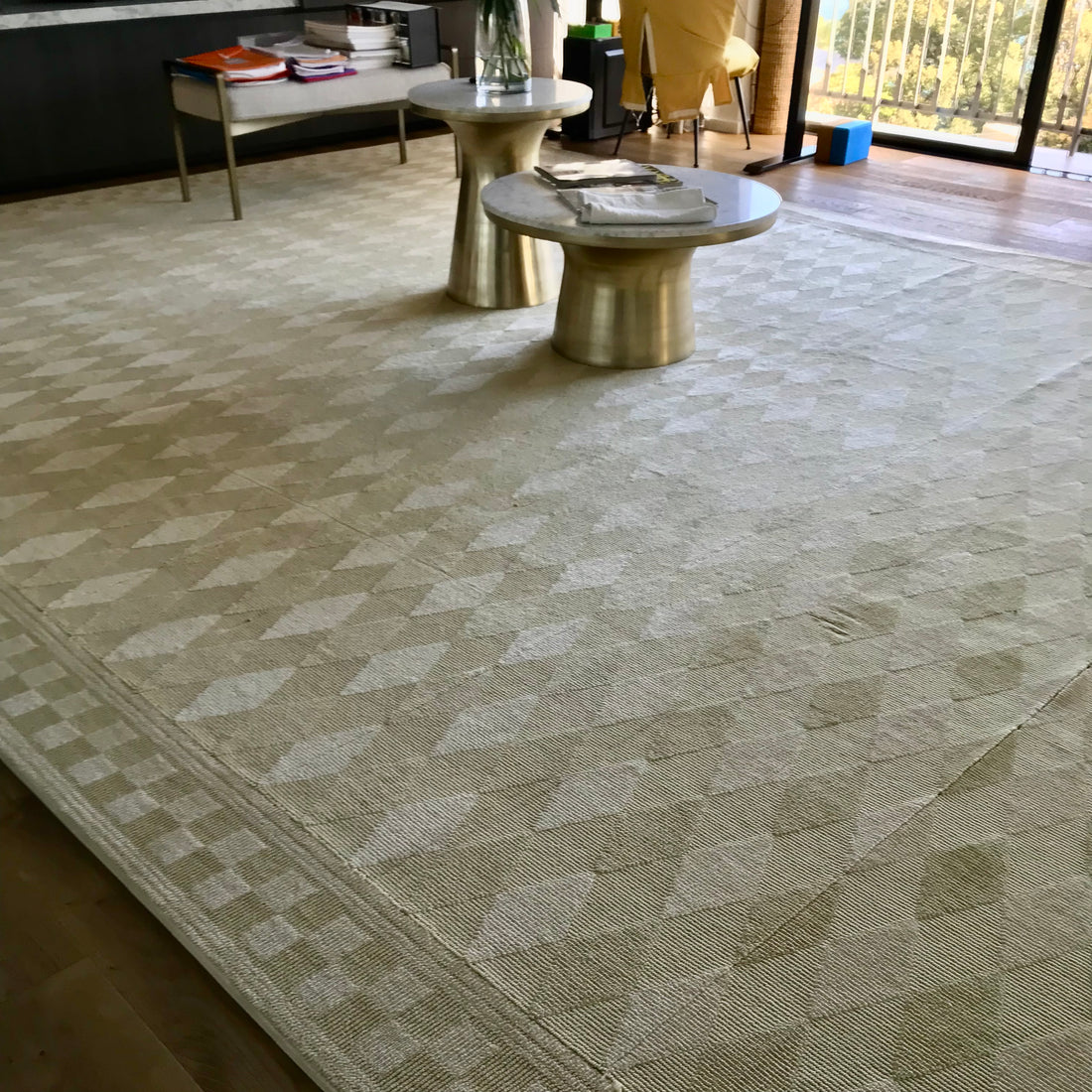 Rugs – Home Furniture on Consignment
