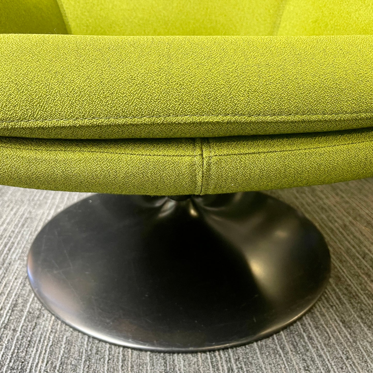 Walter Knoll Oscar armchair by Pearson Lloyd in cream fabric, pre-owned designer furniture