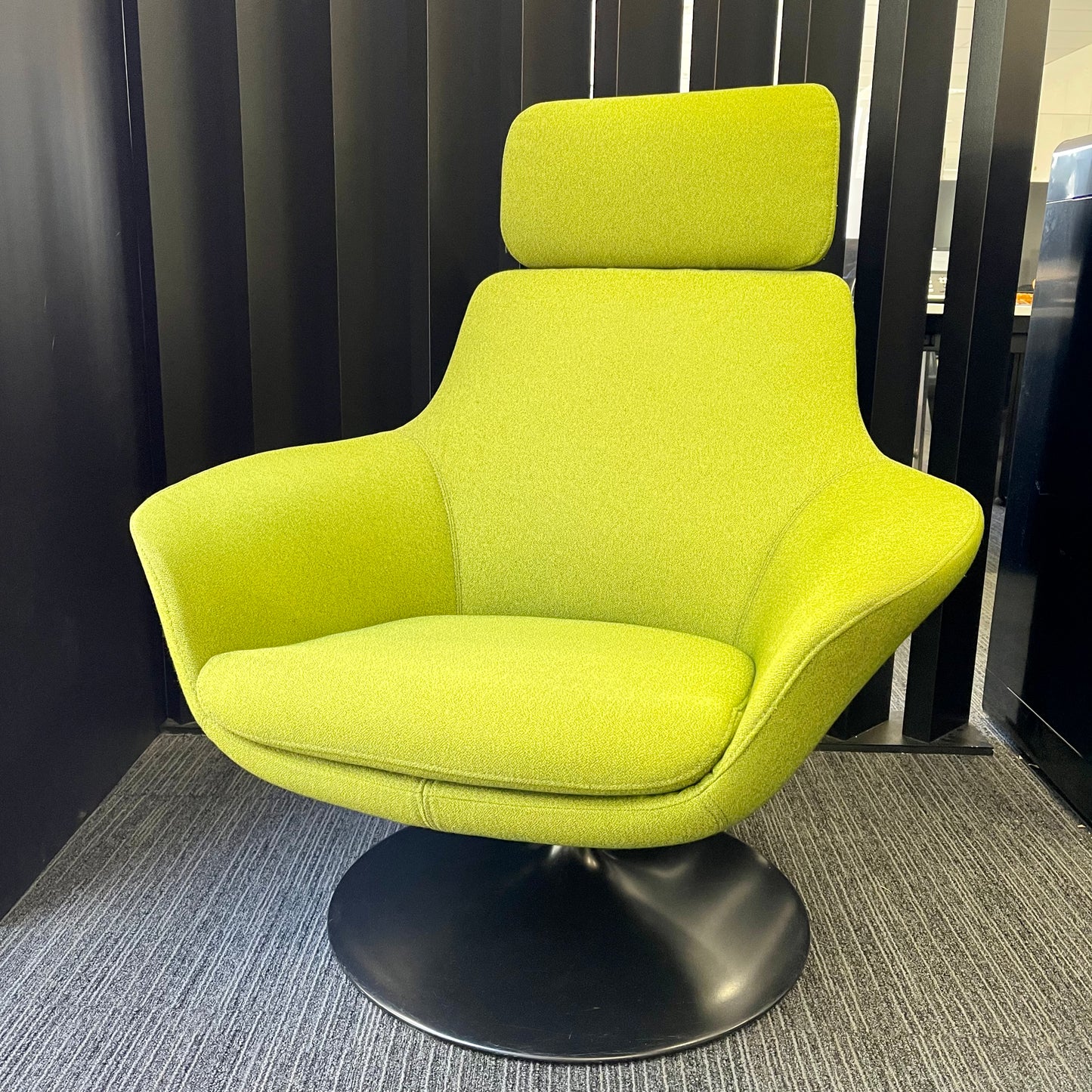 Walter Knoll Oscar armchair by Pearson Lloyd in grey fabric, pre-owned designer furniture