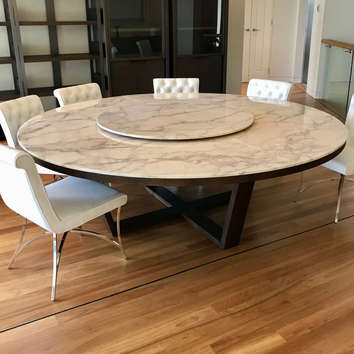 B&B Italia Xilos round dining table with marble top and swivel tray, pre-owned designer furniture