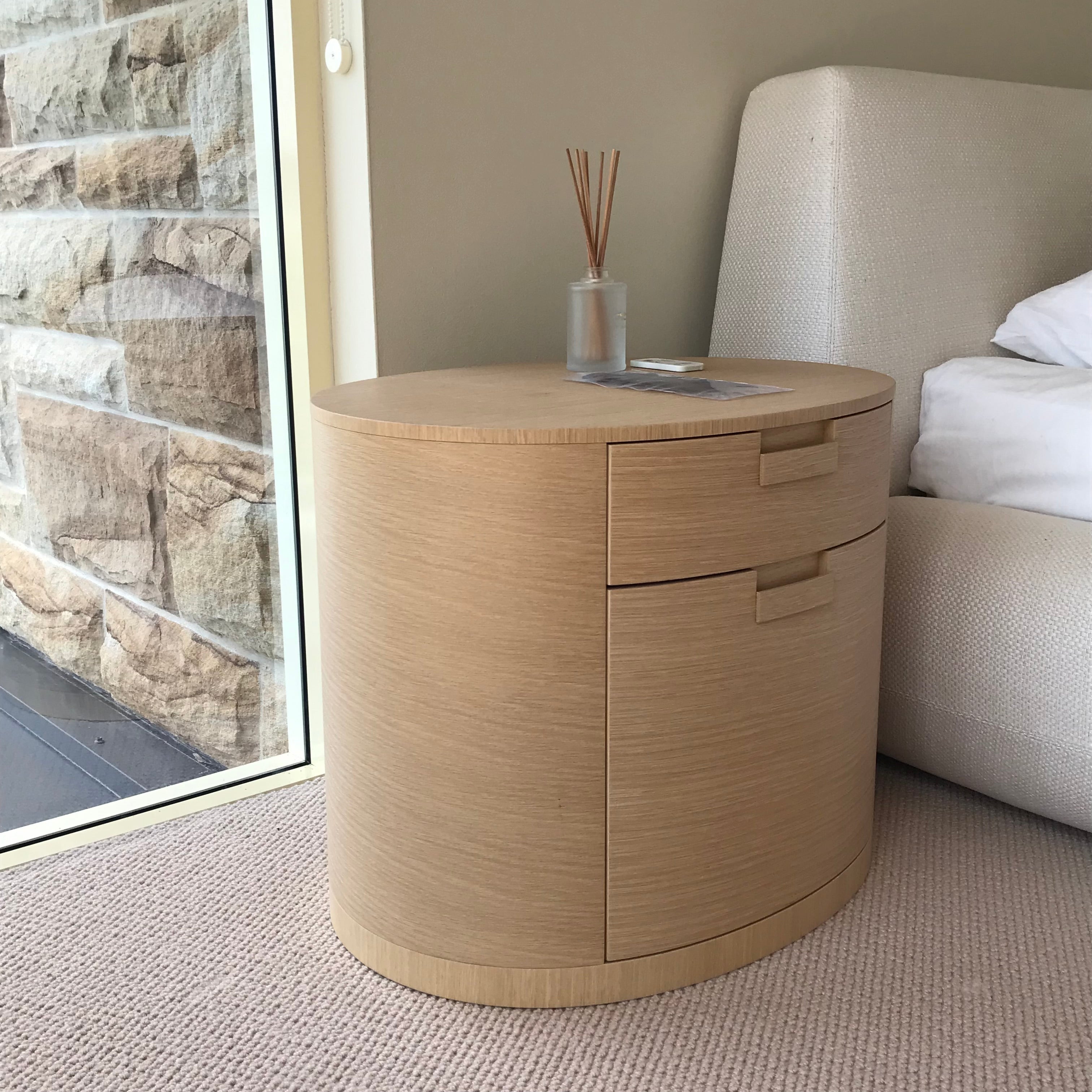 Maxalto Amphora Bedside Tables by Antonio Citterio (Pair) | HFOC