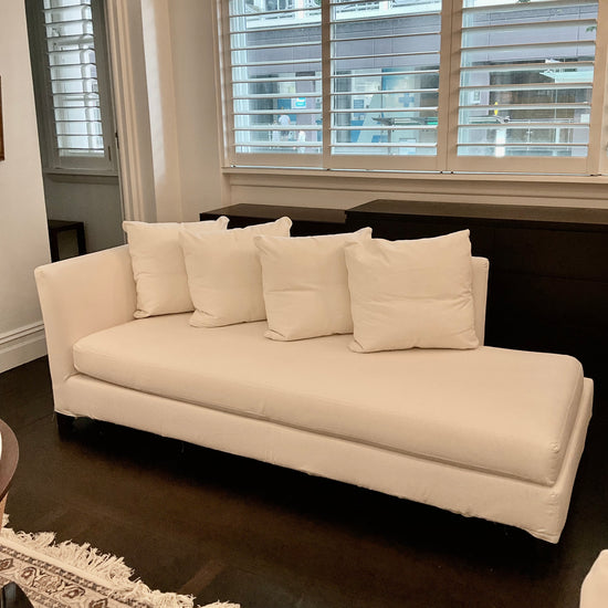 Victor Daybed by Flexform
