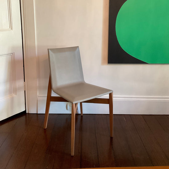 Load image into Gallery viewer, Set of EIGHT Who Dining Chairs by Rodolfo Dordoni for Molteni &amp;amp; Co
