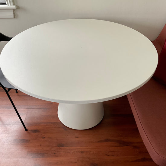 Reverse Table by Piergiorgio Cazzaniga for Andreu World