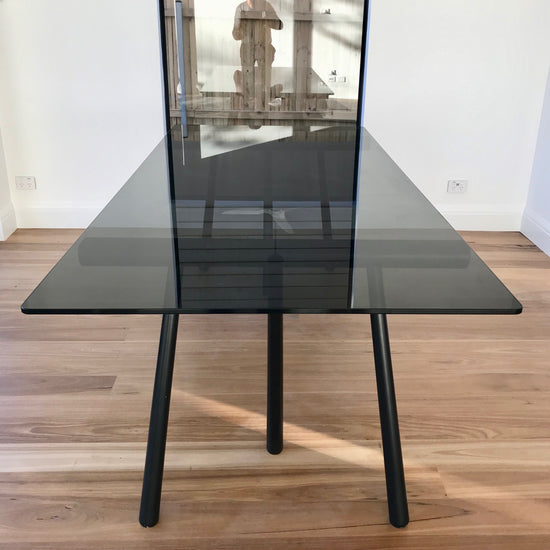 Dining Table ALTAY by Patricia Urquiola