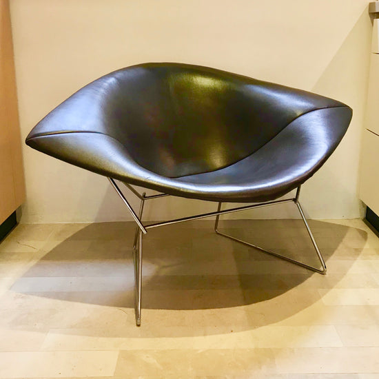 Large Bertoia Diamond Chair by Harry Bertoia for Knoll (2 available)