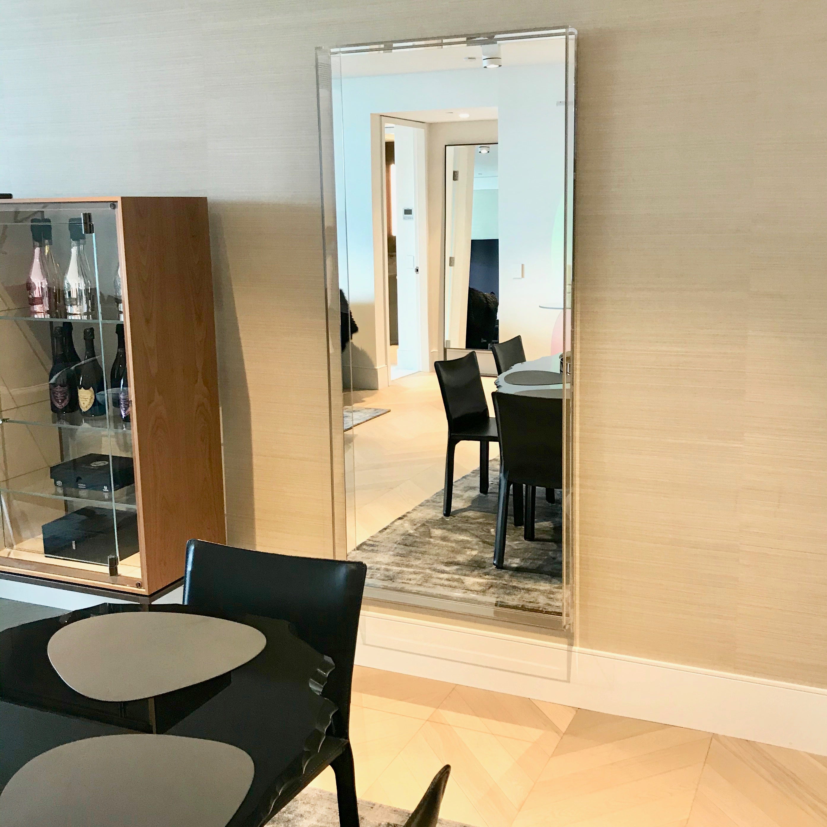 Kartell Only Me Large Mirror by Philippe Starck | HFOC – Home