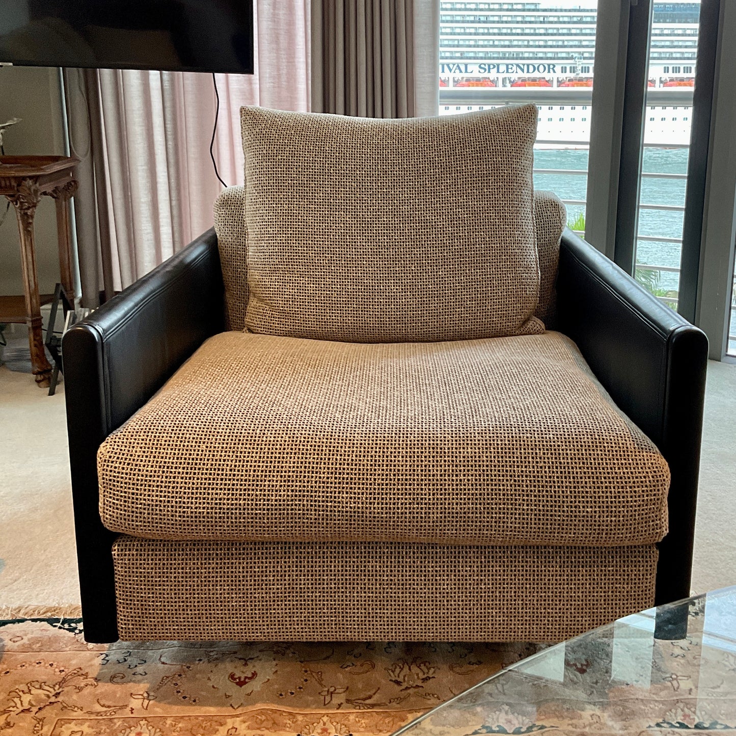 Wally Armchair by Antonello Mosca by Giorgetti