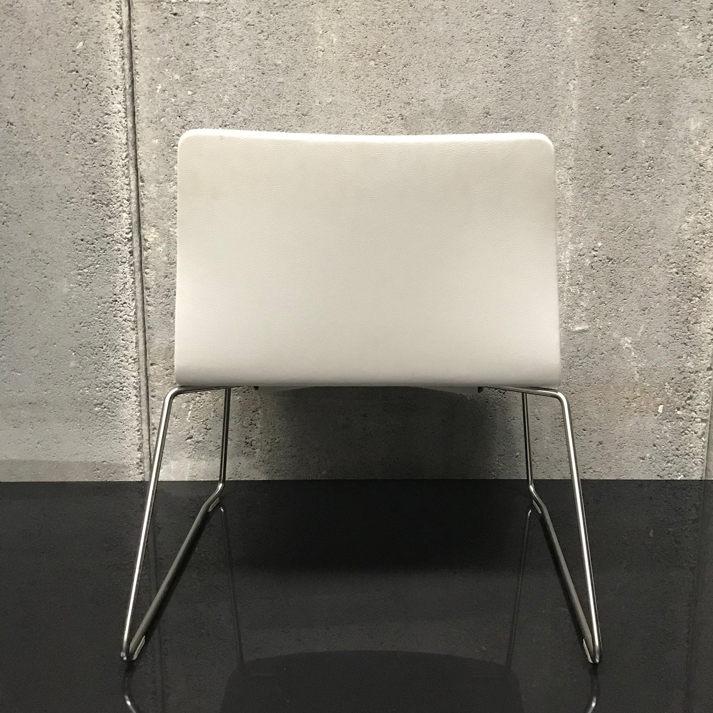 Miles Lounge Chair by Schamburg + Alvisse