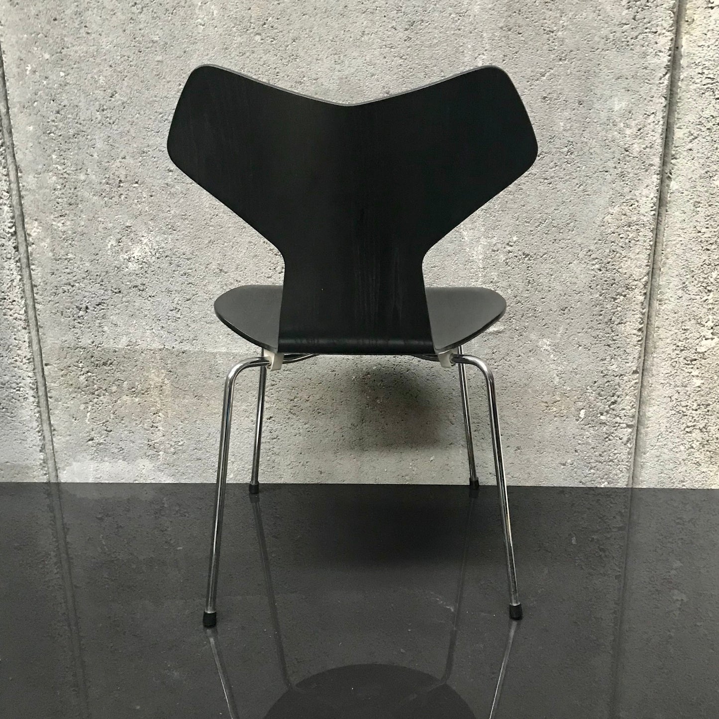 Set of FOUR Grand Prix Chairs by Arne Jacobsen for Fritz Hansen