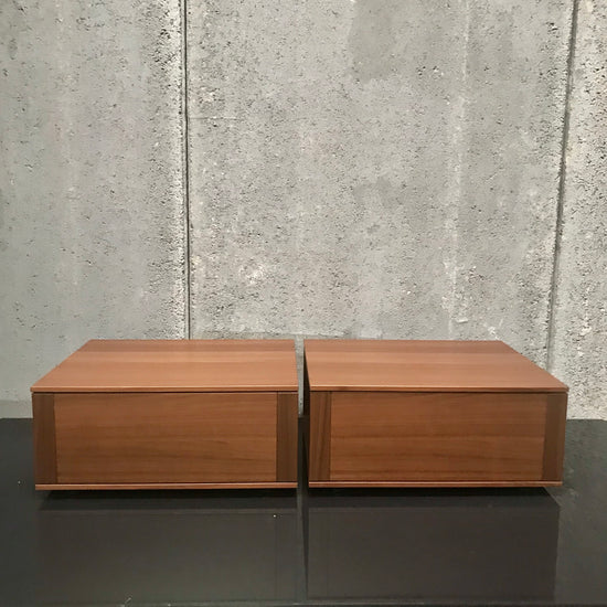 Load image into Gallery viewer, PAIR Abbinabili Bedside Tables by CR&amp;amp;S for Poliform
