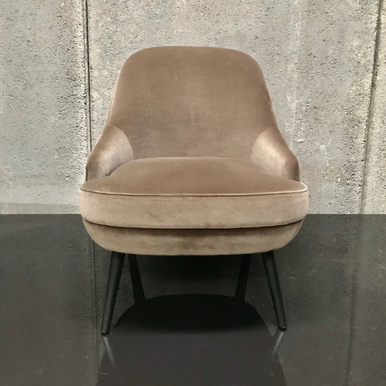 375 Lady Chair by Walter Knoll